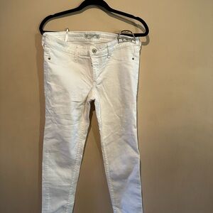 Abercrombie & Fitch Women's White Skinny Jeans